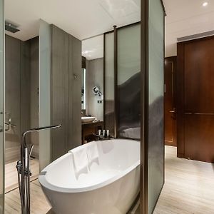 Premium Upper Floors King Room